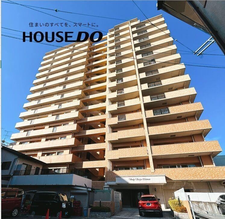 4LDK apartment in Higashihiroshima, Hiroshima - Photo 1