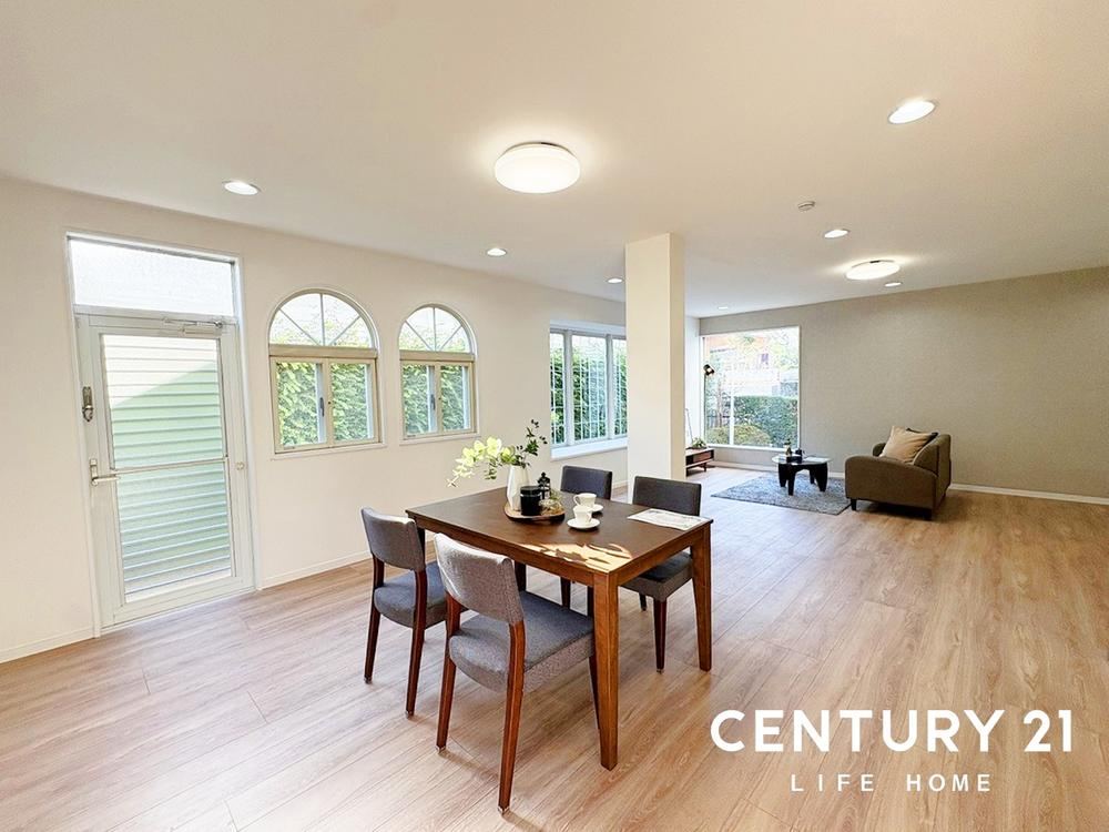 Renovated 5LDK House in Arima, Kawasaki - Photo 1