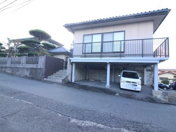 Spacious 5LDK House in Ube City - Photo 1