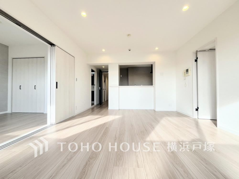 Spacious 4LDK Apartment in Yamato - Photo 1