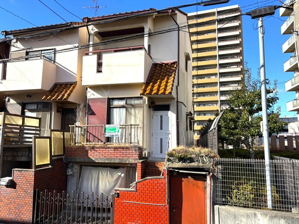 Charming 3LDK Home in Amanogawa-cho - Photo 1