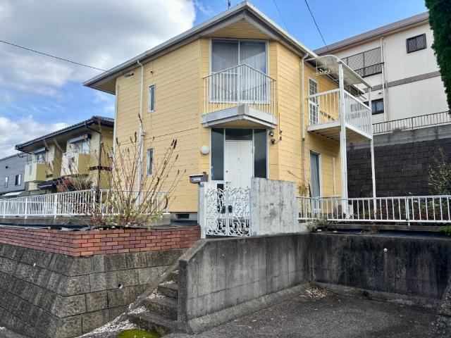 Comfortable 3LDK Home in Green Neighborhood - Photo 1