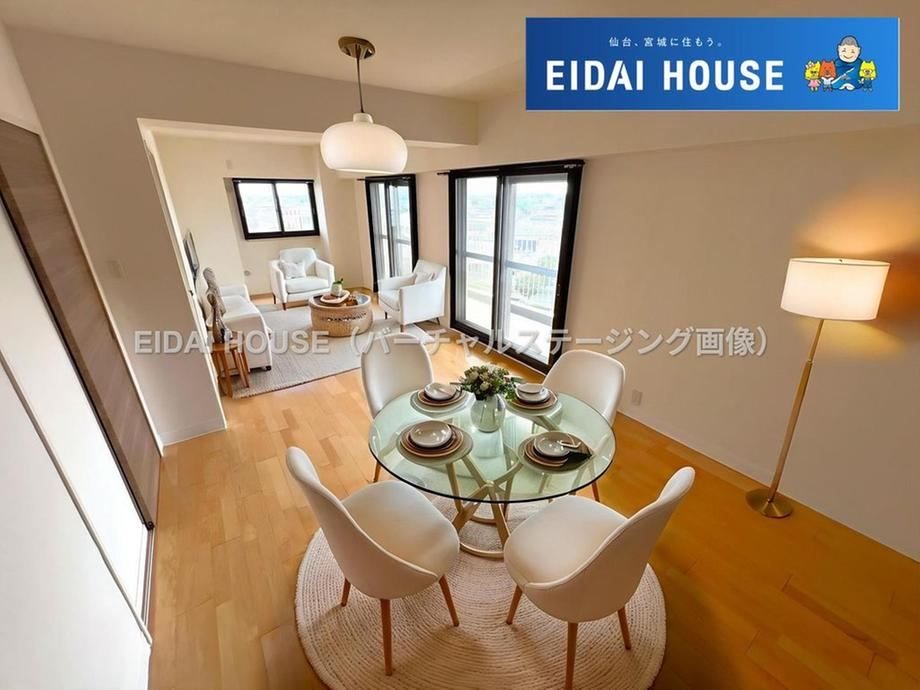 Bright 2LDK Corner Apartment with Great Views - Photo 1