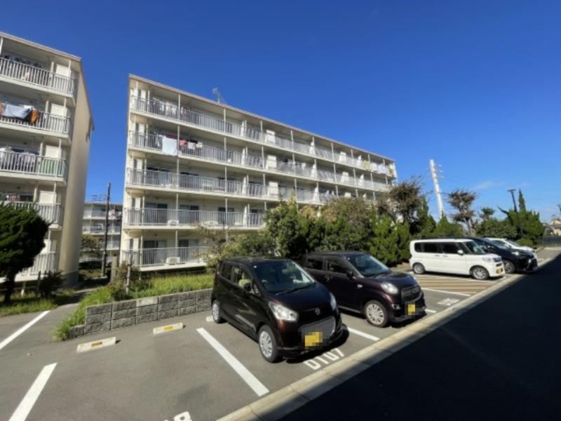 Renovated 3LDK Apartment in Sakura-ga-oka - Photo 1