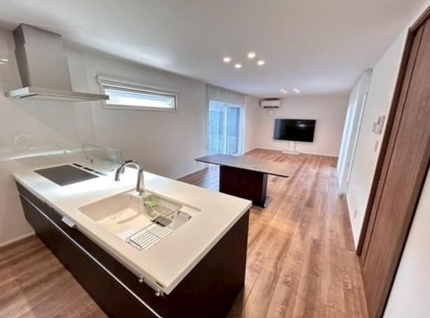 Zero Down Payment! Spacious 3LDK Home with Parking in Yawata, Kyoto - Photo 1