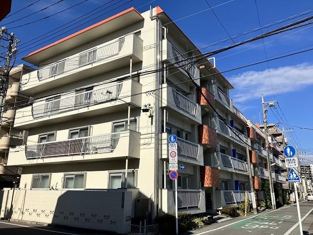 Bright 3K Apartment with Good Ventilation - Photo 1