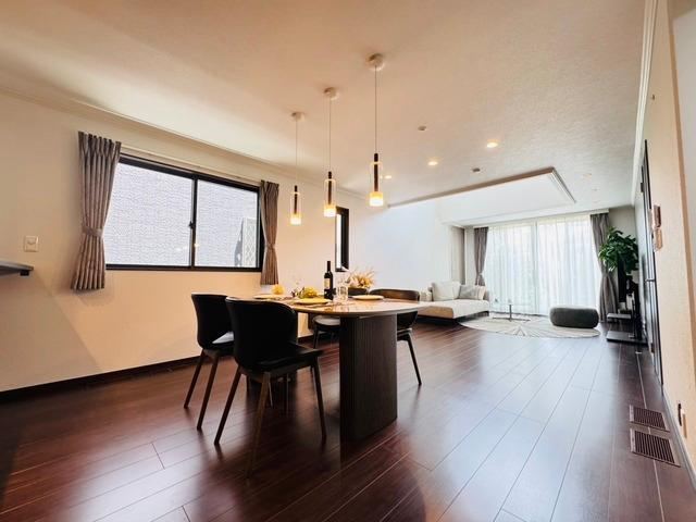 Modern 3LDK Home with Rooftop Balcony in Kawaguchi - Photo 1