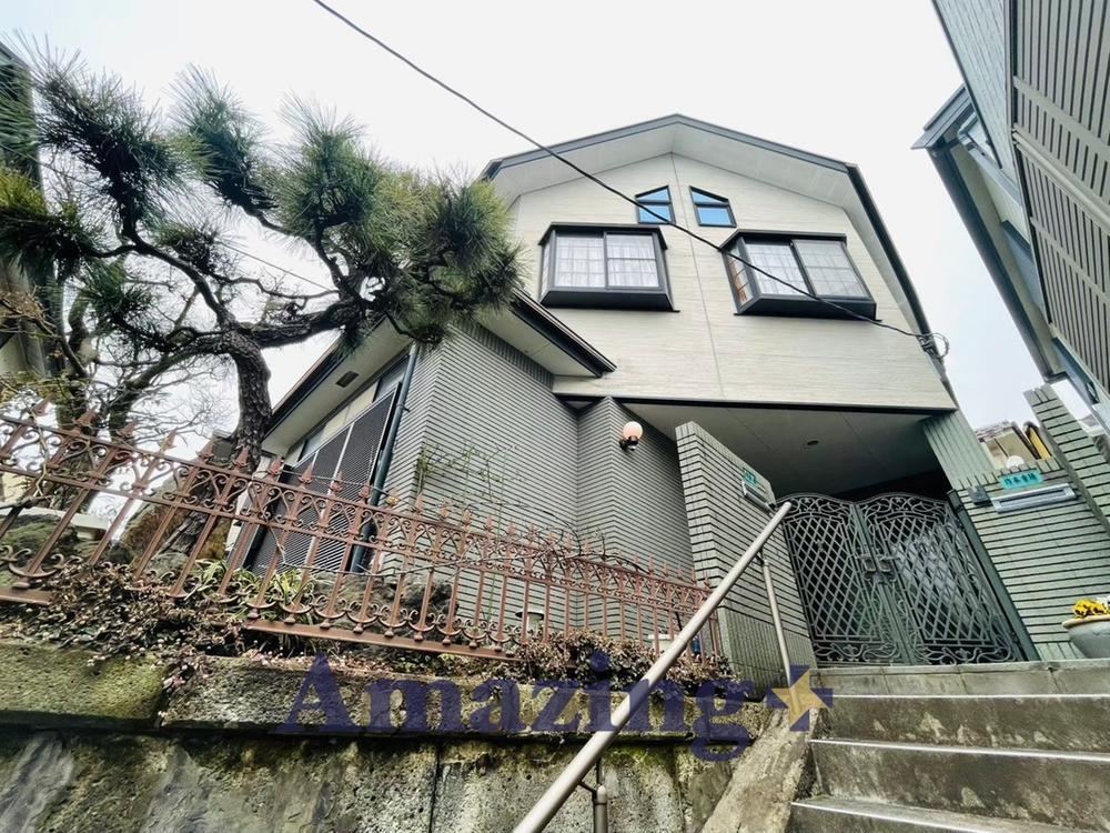 3-Story House with 3 Parking Spaces Near Tama-Plaza - Photo 1