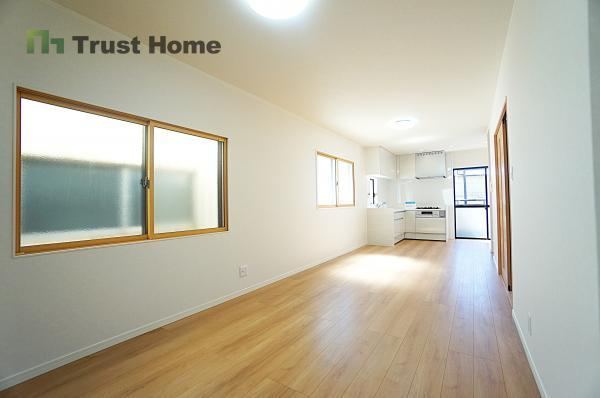3LDK House in Akashi with Video Tour Available - Photo 1