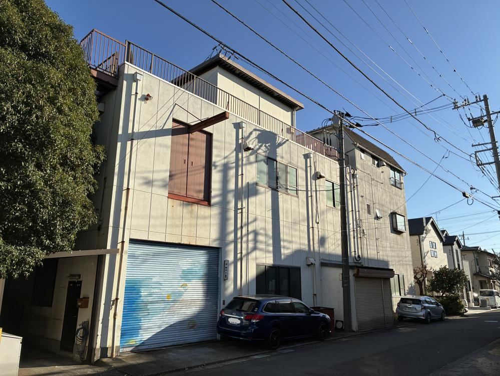 3-Story Factory and Residential Space in Sagamihara - Photo 1