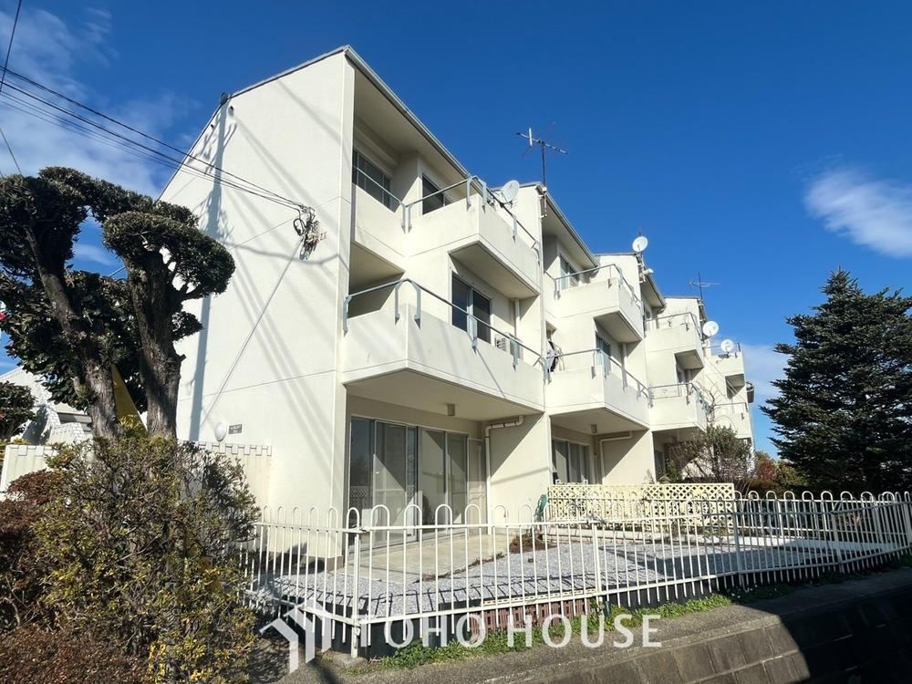 Spacious 5LDK Apartment in Aoba, Yokohama - Photo 1