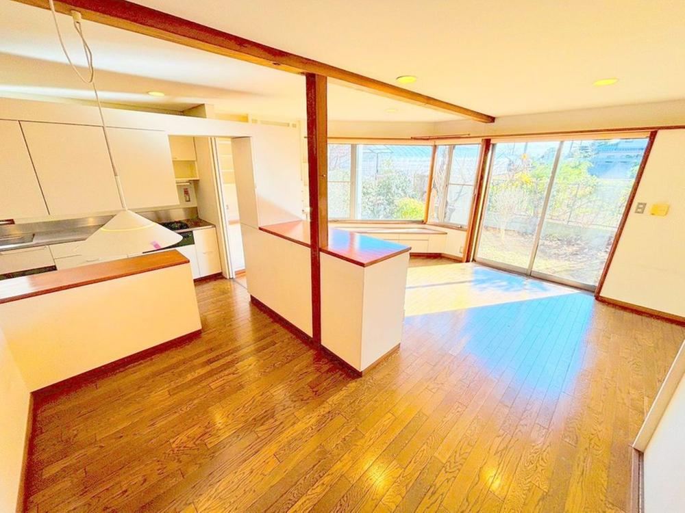 Modern 4LDK House with Spacious LDK in Nerima - Photo 1