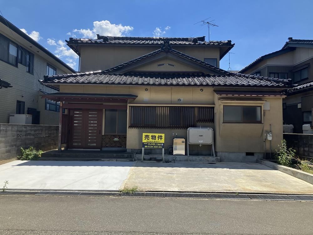 Renovated 5DK House in Toyama City - Photo 1