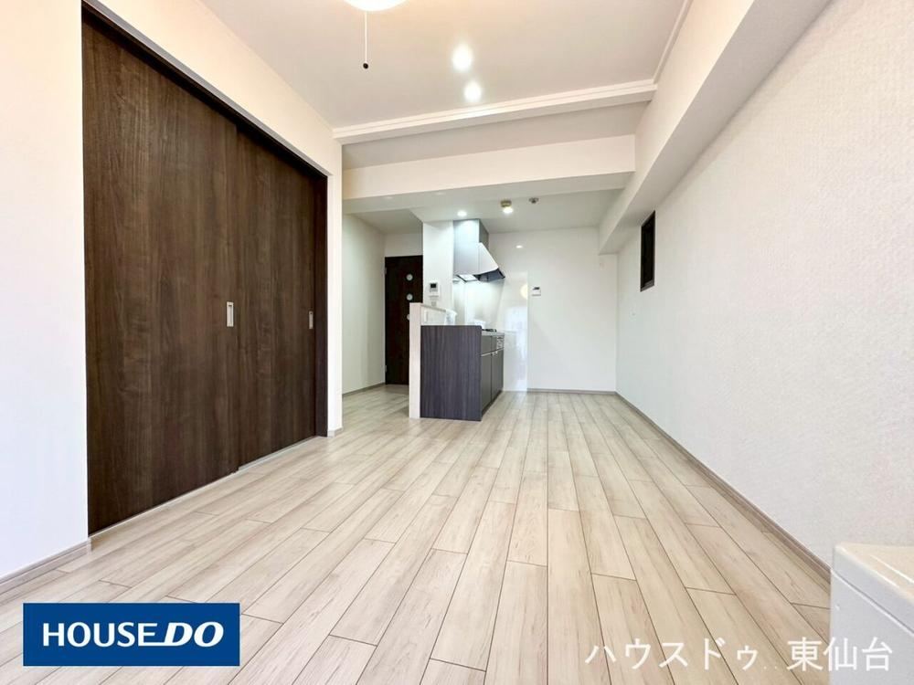 Convenient 2LDK Apartment Near Lyuugaoka Station - Photo 1