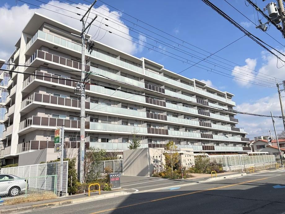 3LDK apartment in Matsubara, Osaka - Photo 1
