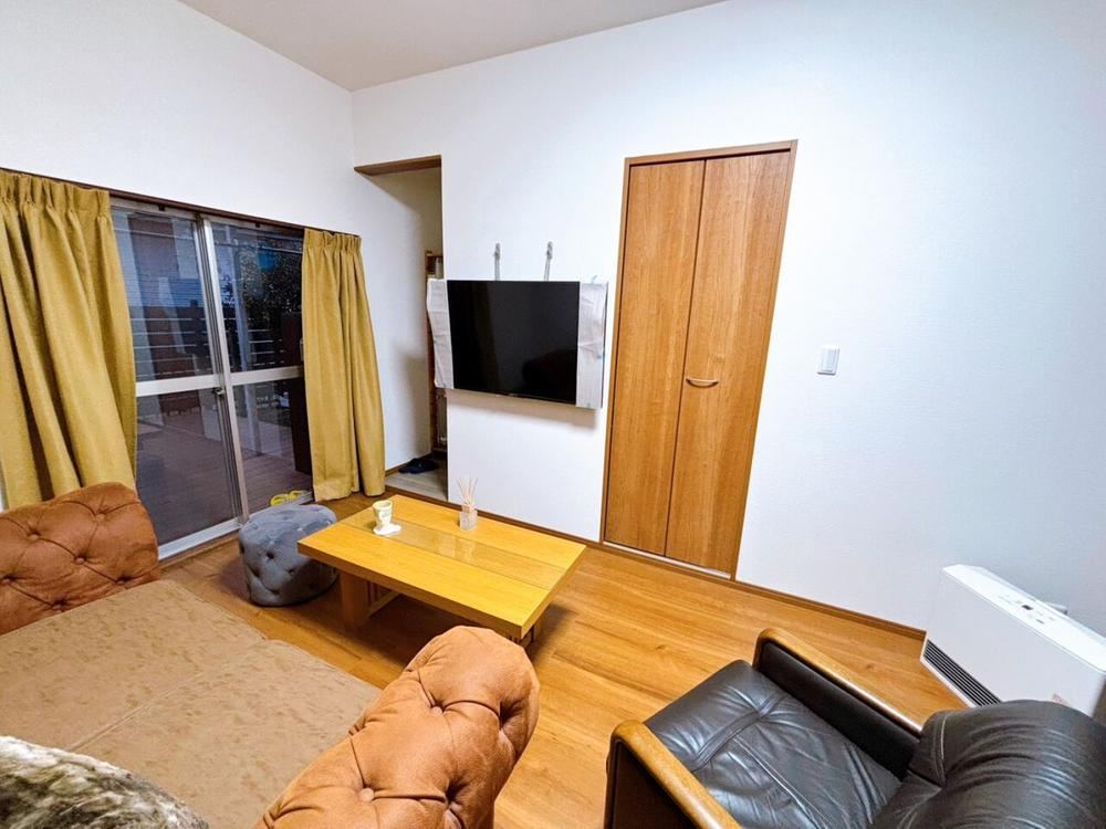 Renovated 3LDK House Near Oiwake Station - Photo 1