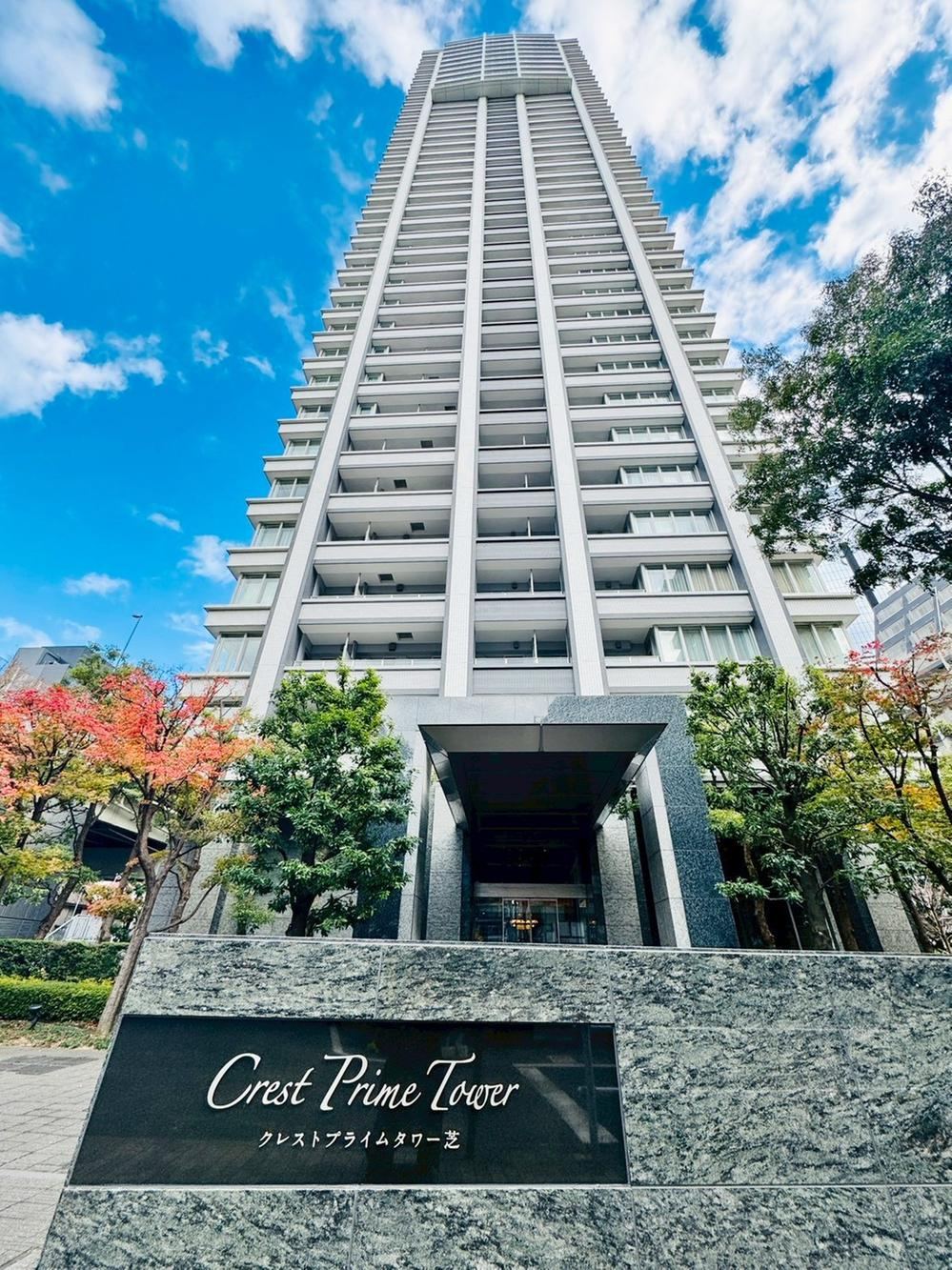 2LDK apartment in Minato Ward, Tokyo - Photo 1