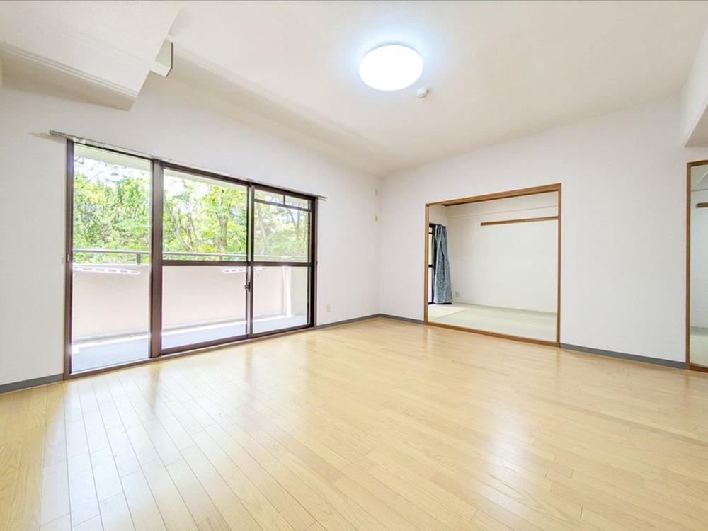4LDK apartment in Otsu, Shiga - Photo 1