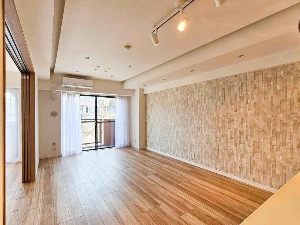 3LDK apartment in Hachioji, Tokyo - Photo 1