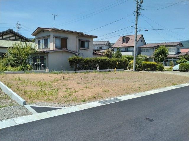 183 m² land in Okaya, Nagano - Photo 1