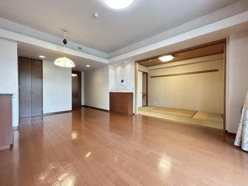 4LDK apartment in Midori Ward, Nagoya, Aichi - Photo 1