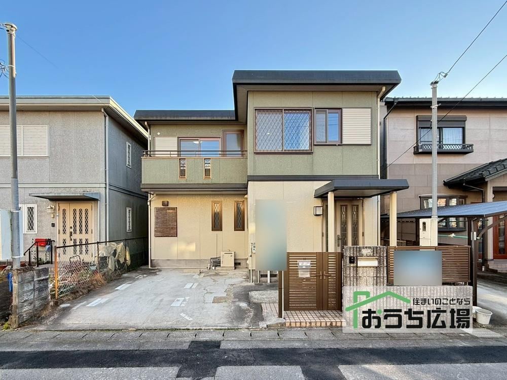 Conveniently Located 4LDK House Near 155 Road - Photo 1