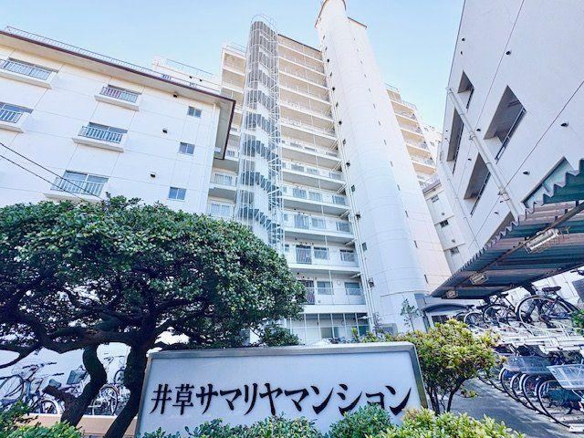 2DK Apartment with Spacious Roof Balcony in Suginami - Photo 1
