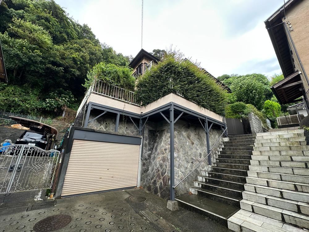 5LDK Shared Entrance House Near Kamakura's Historic Sites - Photo 1