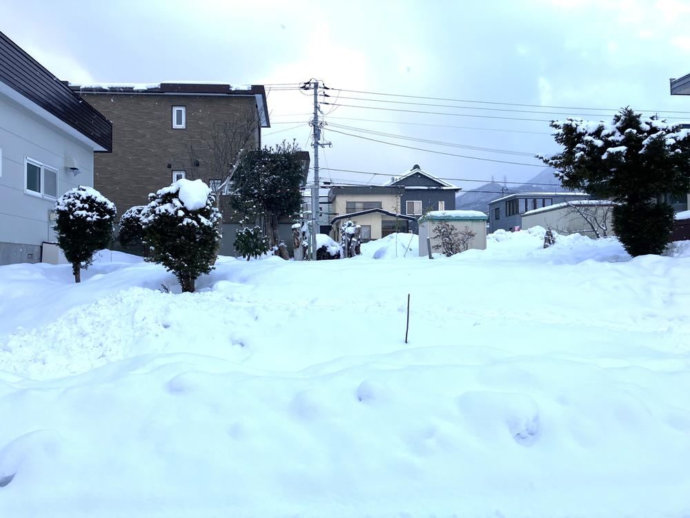 Land in Heiwa 2-jo, Nishi, Sapporo - Photo 1