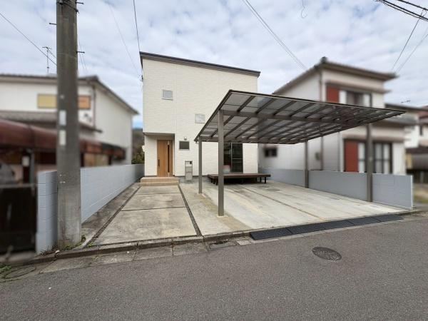 Modern 3LDK House in Maeda - Photo 1