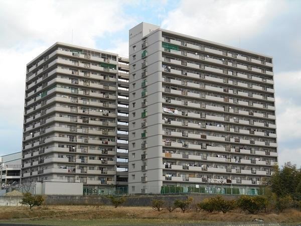 3LDK apartment in Iwade, Wakayama - Photo 1