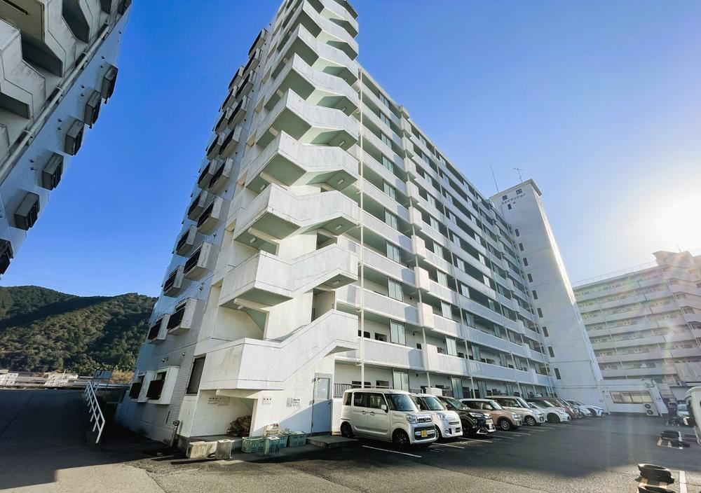 4DK apartment in Yamaguchi, Yamaguchi - Photo 1
