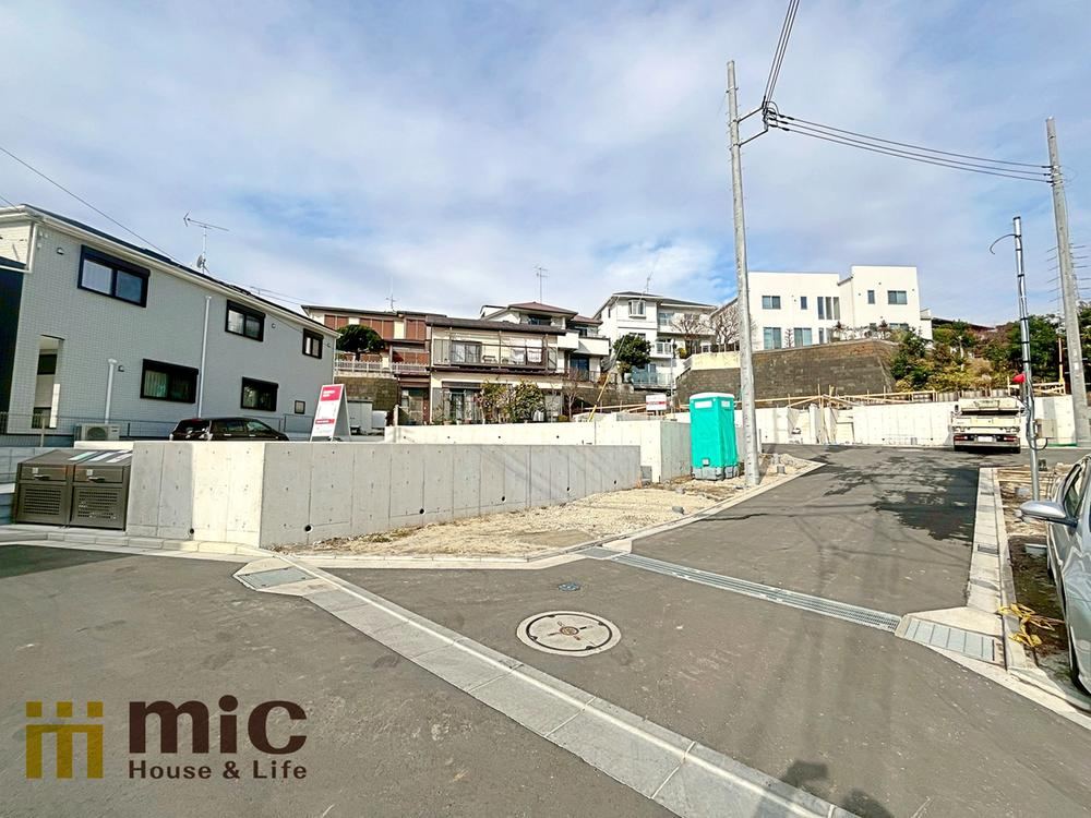 Spacious Land Parcel in Totsuka, Yokohama - Photo 1