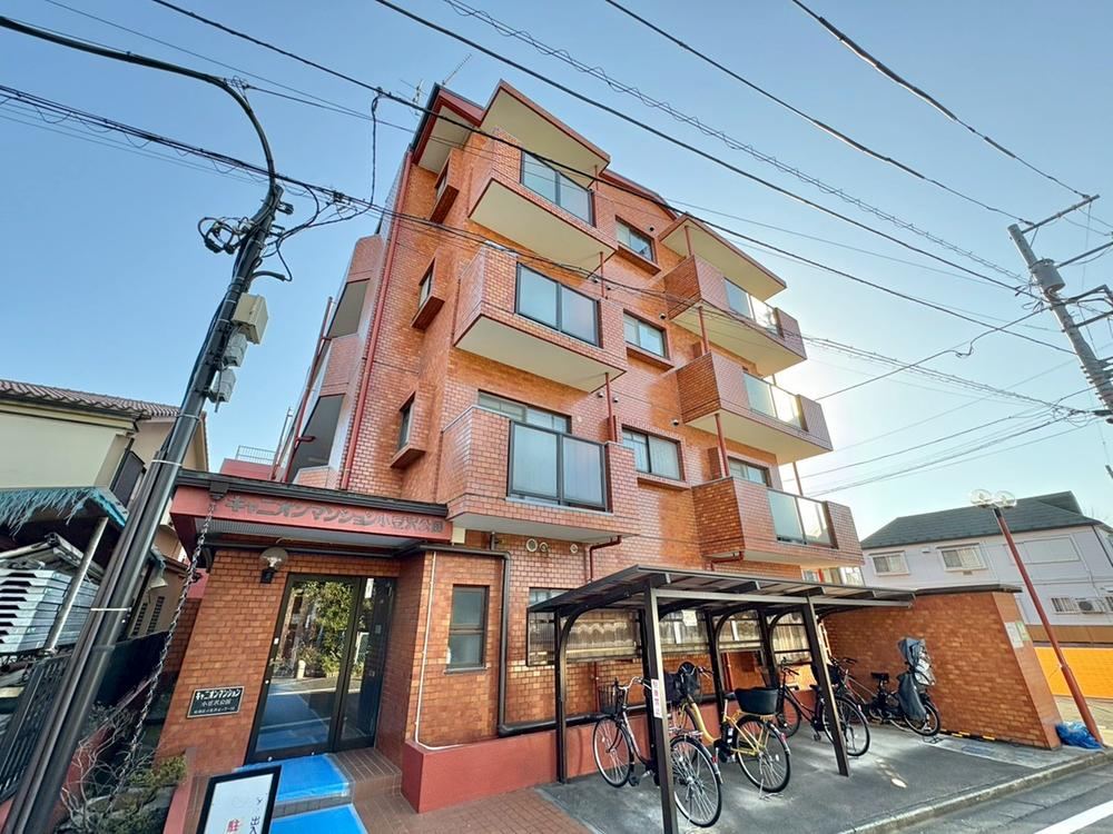 Immediate Viewing Available in Azusawa - Photo 1