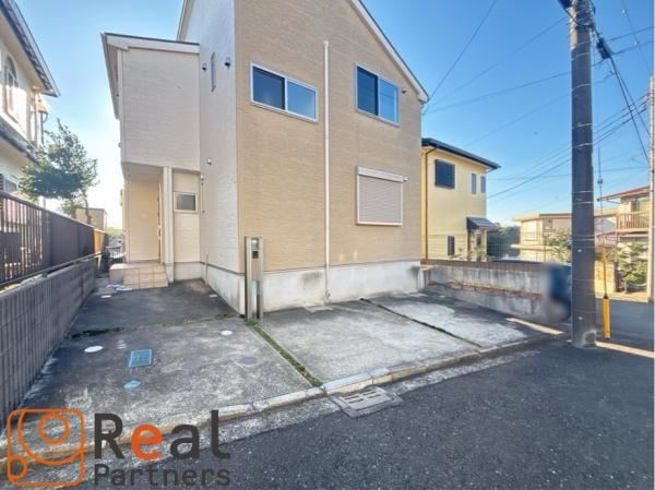 Modern 4LDK Home in Yokohama - Photo 1