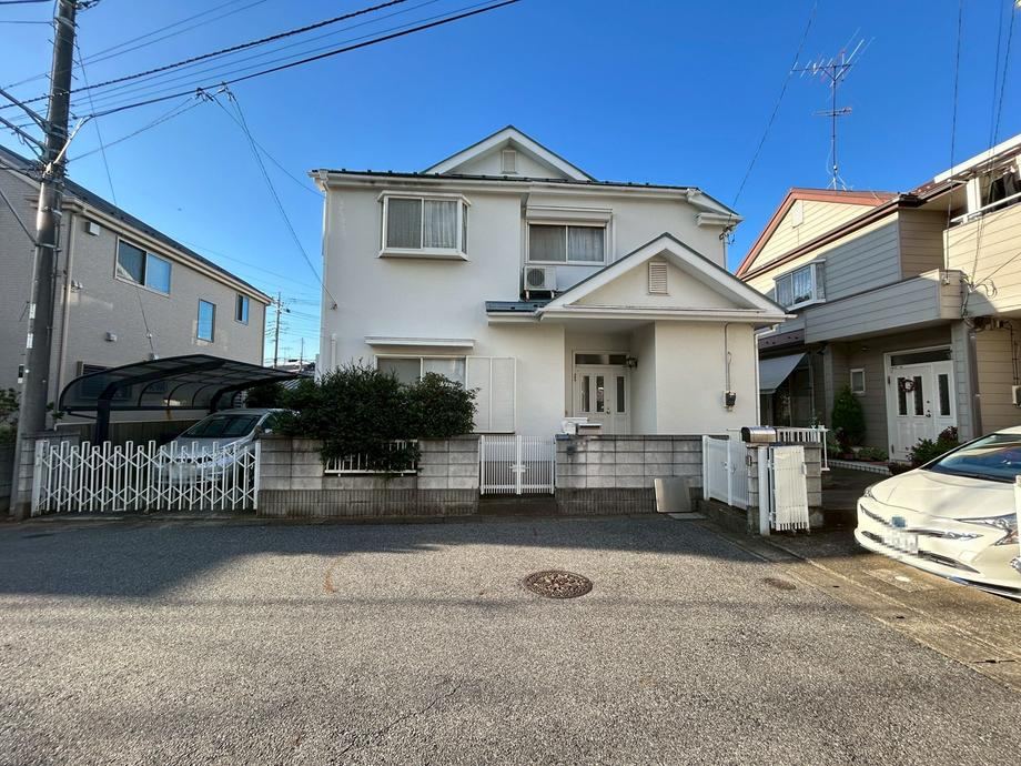Spacious 5LDK Home in Sakainone - Photo 1