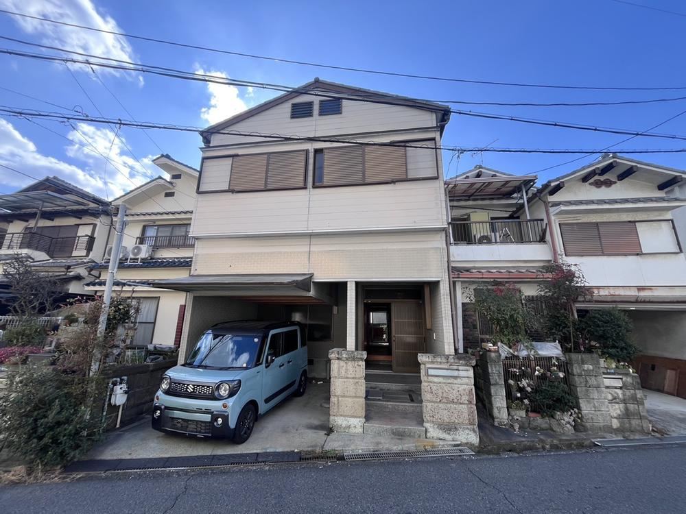 Conveniently Located 6DK House in Nara - Photo 1