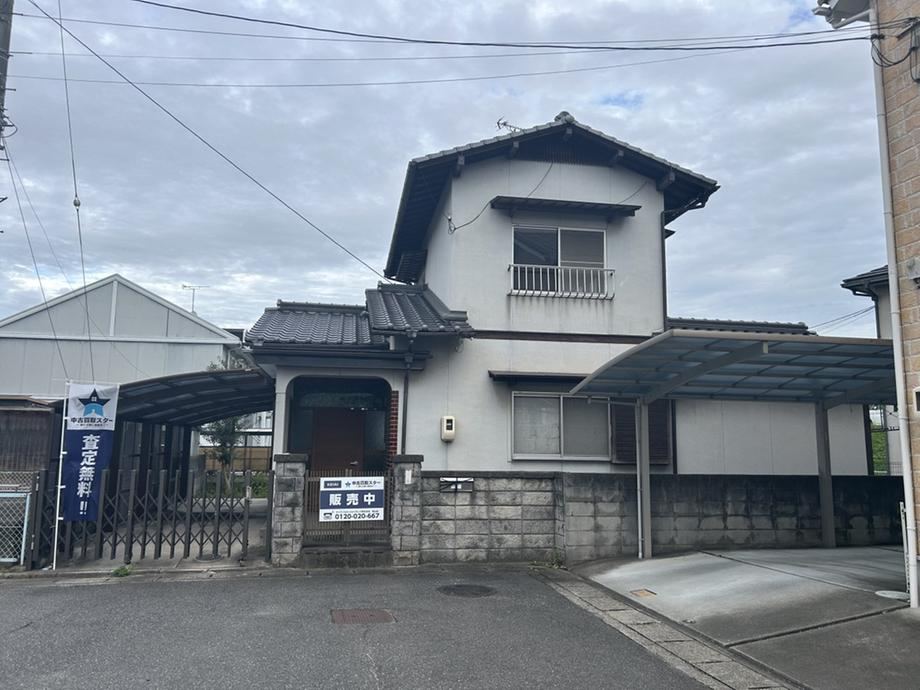 Renovation in Progress - Quiet Residential Area - Photo 1