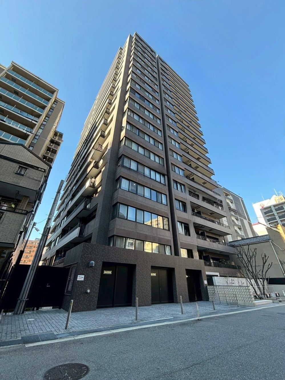 3LDK apartment in Chuo Ward, Osaka - Photo 1