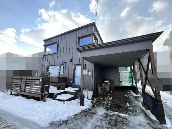 Stylish 3LDK Home Built by Art Home - Photo 1