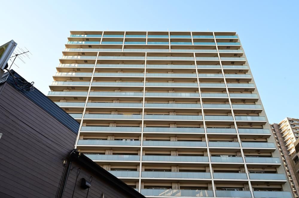 Spacious 3LDK Apartment in Sagamigaoka - Photo 1