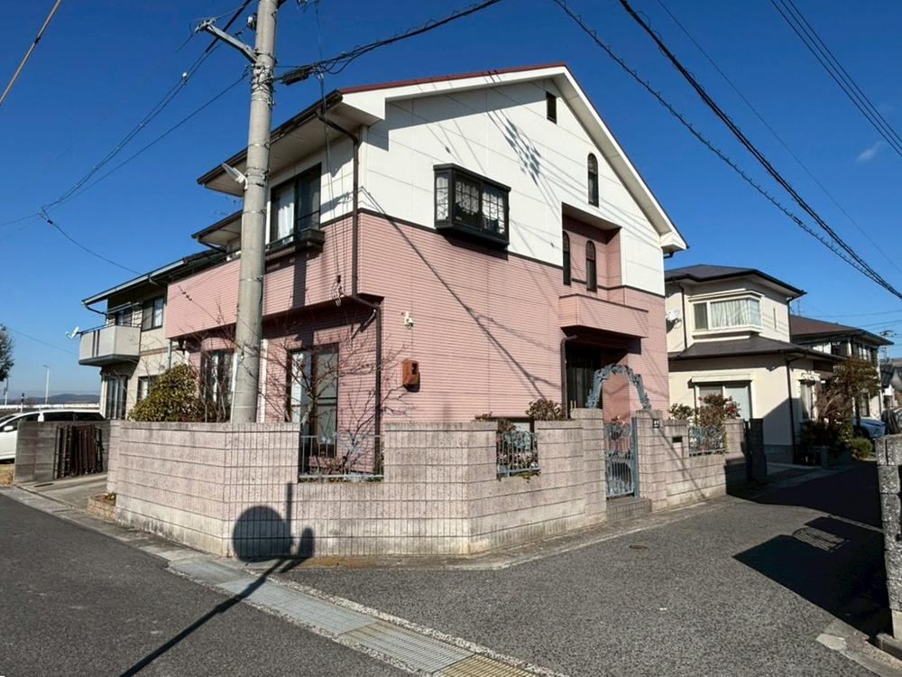 Spacious 4SLDK House on Southeast Corner in Kanaoka Nishimachi - Photo 1