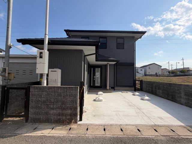 Renovated 5SLDK Family Home in Himeji - Photo 1