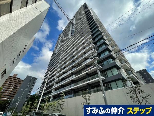 3LDK apartment in Kita Ward, Osaka - Photo 1