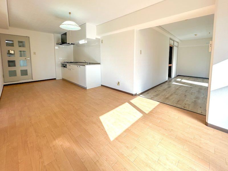 3LDK apartment in Otsu, Shiga - Photo 1