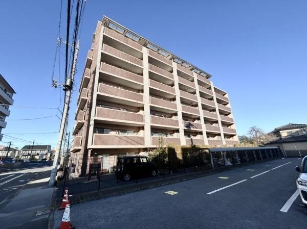 Bright 3LDK Apartment with Good Airflow in Utsunomiya - Photo 1