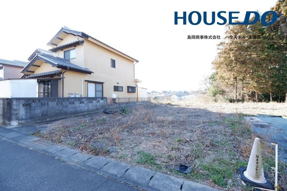 Spacious Land with No Building Conditions in Tsuchiura - Photo 1