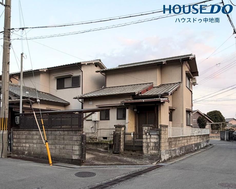 Renovated 4DK House in Himeji - Photo 1