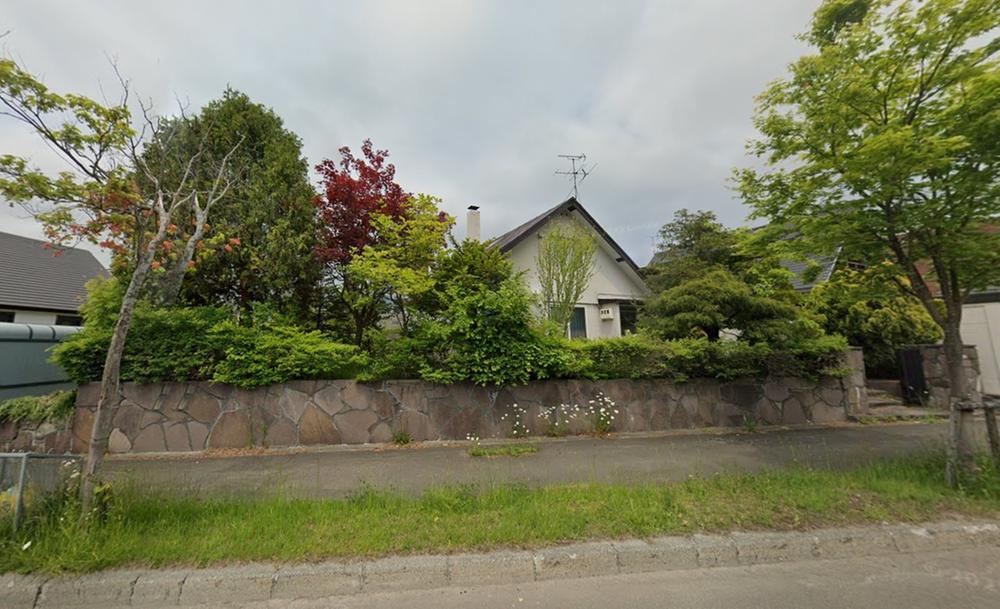 Quiet Residential Land in Momijidai Minami, Sapporo - Photo 1