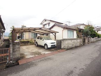 plot of land in Taku